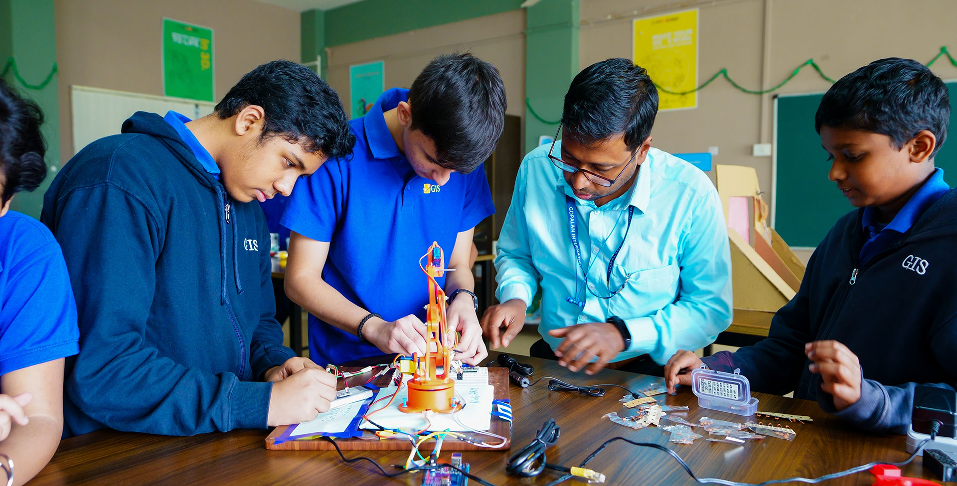 international school in Brookefields